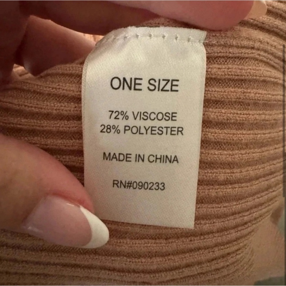 Brandy Melville Ribbed Tank Top/OS/Small - Picture 5 of 6